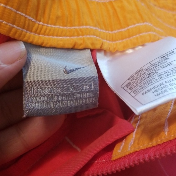 Nike Capris - Picture 2 of 3